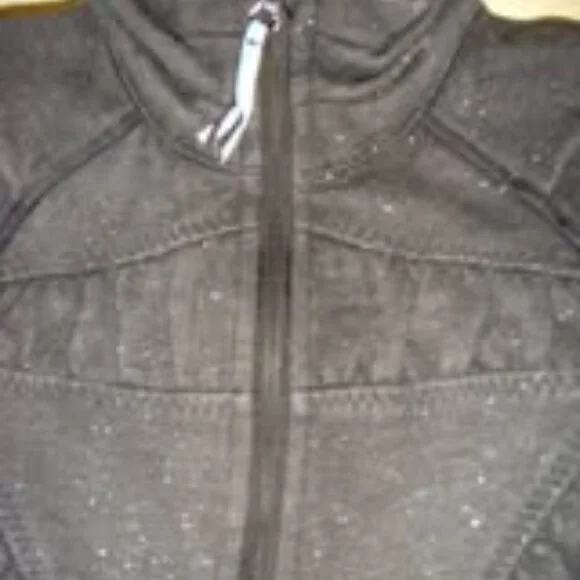 Ivivva Girl by Lululemon 🍋Cuddle me jacket zipper black silver sparkles size 10 - Picture 3 of 4